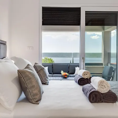Solis By Interhome