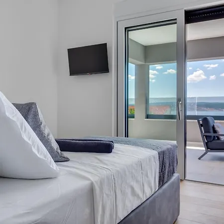 Solis By Interhome