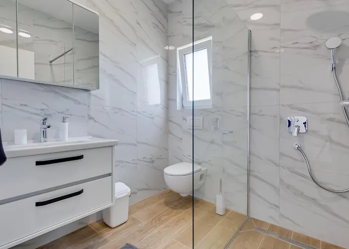 Solis By Interhome *