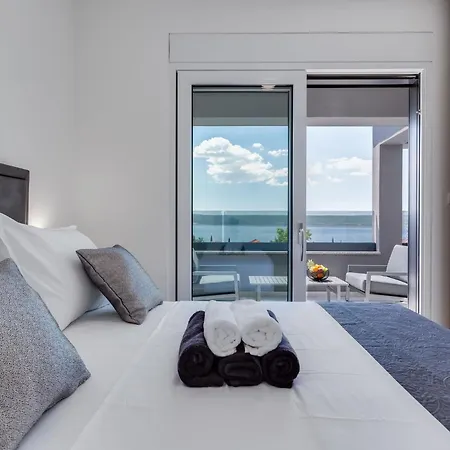 Solis By Interhome