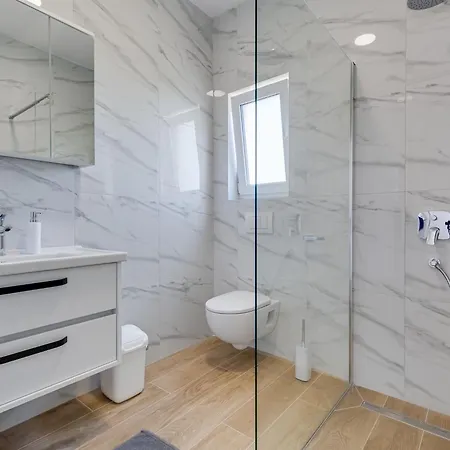 Solis By Interhome *