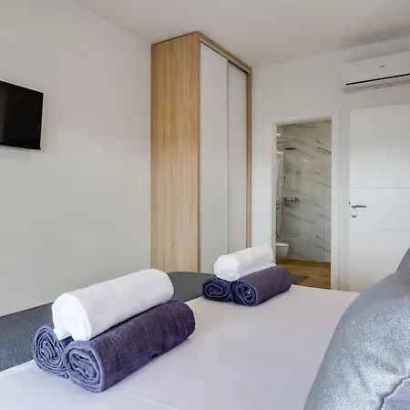 Solis By Interhome * Maslenica