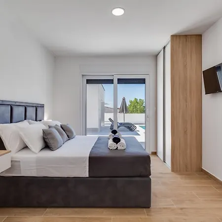 Solis By Interhome *