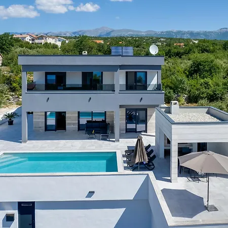 Villa Solis By Interhome
