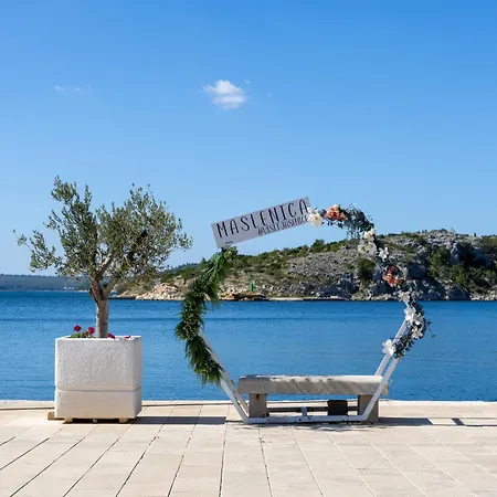 Solis By Interhome Maslenica