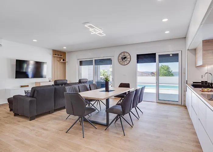 Solis By Interhome Вилла Масленица