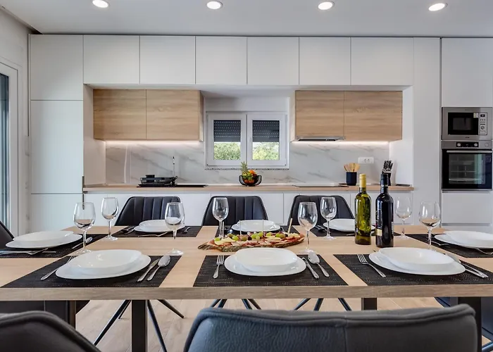 Solis By Interhome Масленица