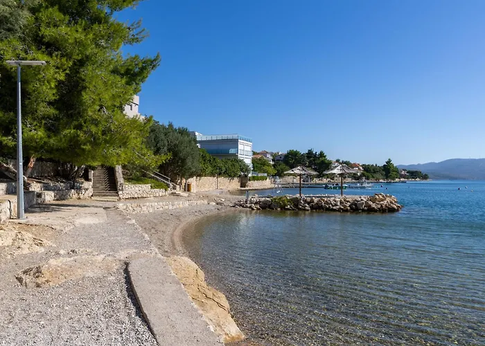 Solis By Interhome *